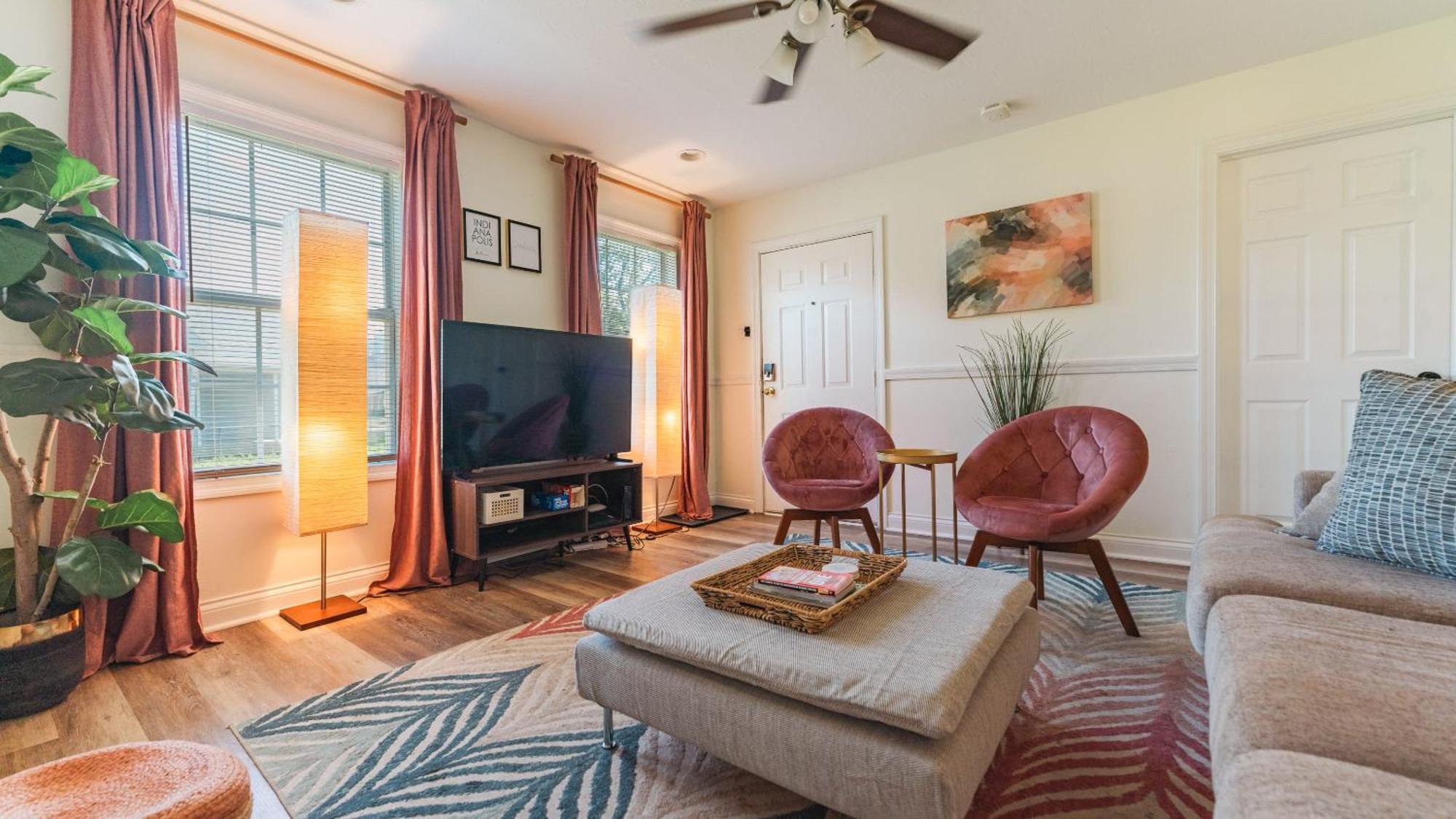 5 Mins To Speedway! Walk To Zoo, Wr Park, Iupui! Villa Indianapolis Buitenkant foto