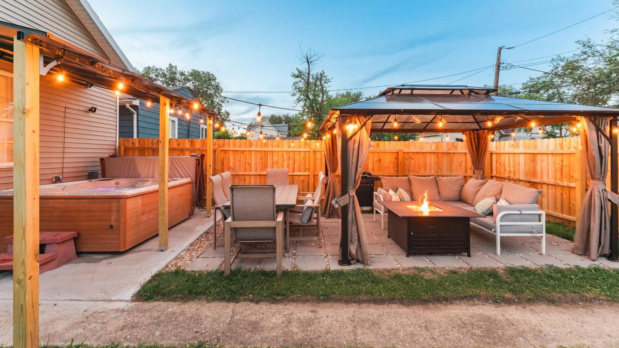 5 Mins To Speedway! Walk To Zoo, Wr Park, Iupui! Villa Indianapolis Buitenkant foto